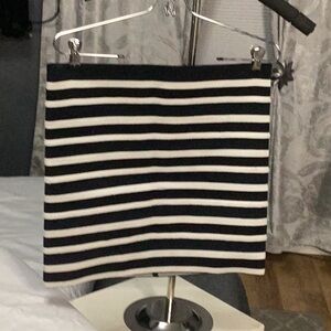 Sale!!! H&M black and cream striped skirt - size 8